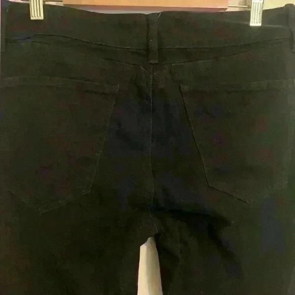 Yummie by Heather Thomson Eclipse Black Wash Skinny Jeans, Size 32 - Picture 8 of 9